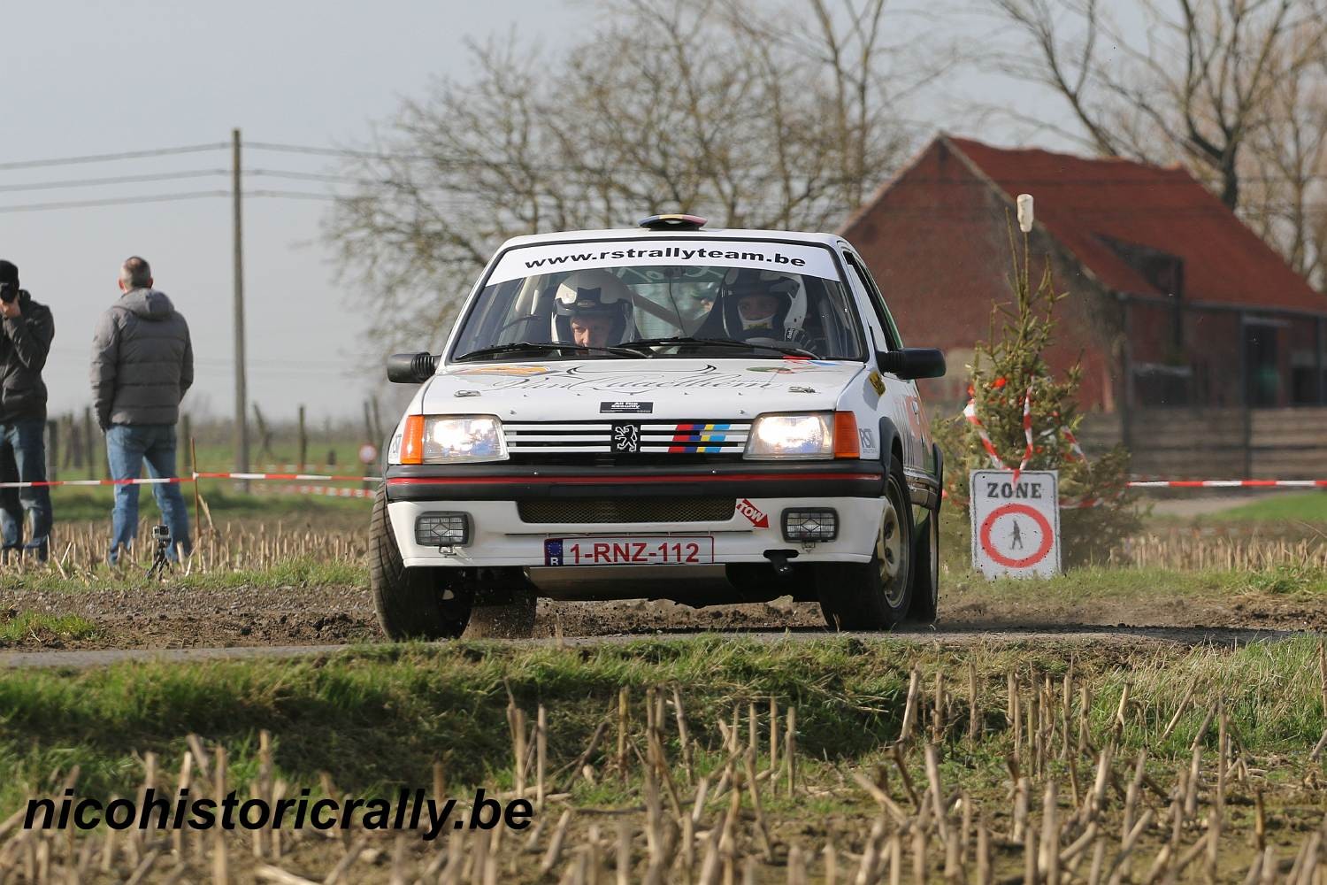 Wedstrijdverslag Raecke Roel en Sven Vanquaethem in de Rallysprint van Moorslede.