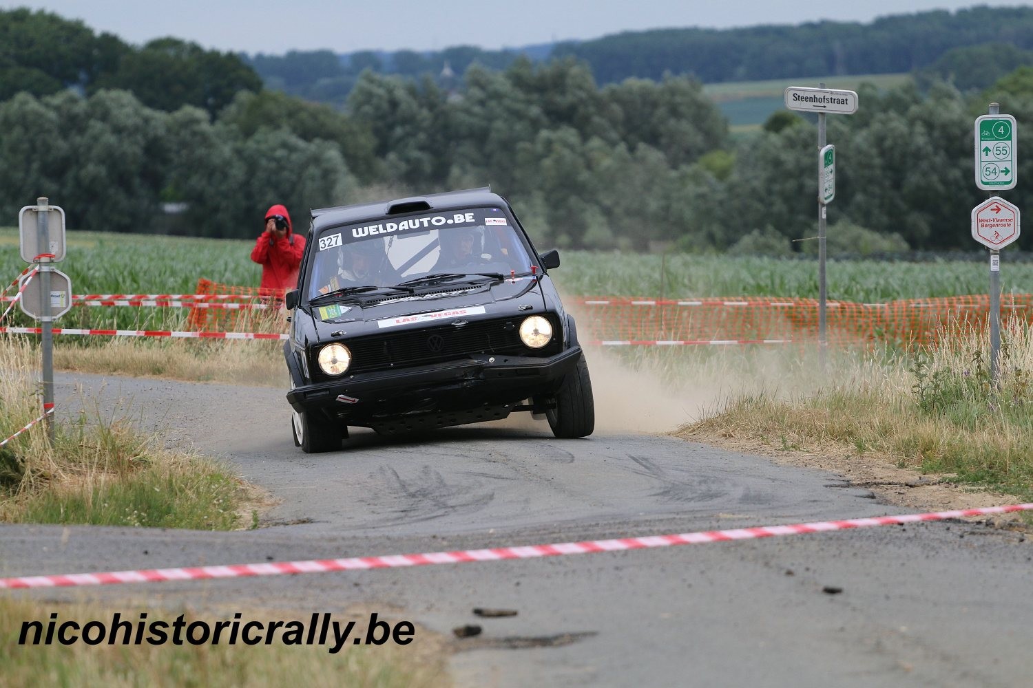 Foto's zaterdag Classics zijn toegevoegd.