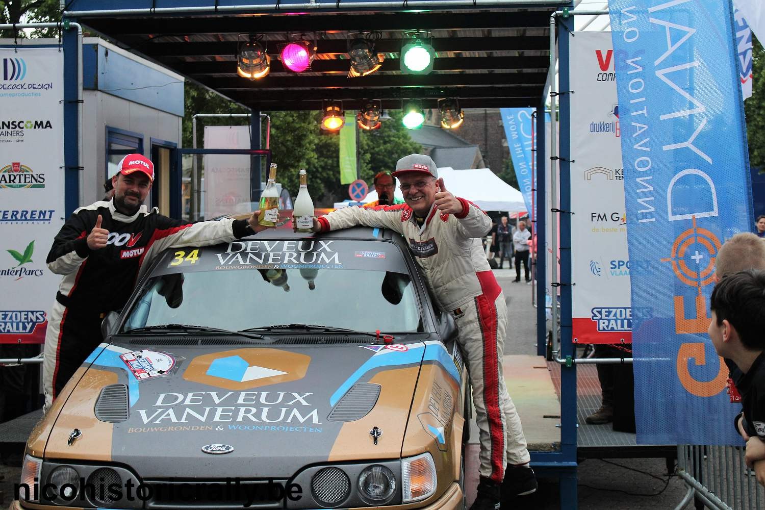 Foto-album Sezoens Rally is toegevoegd.